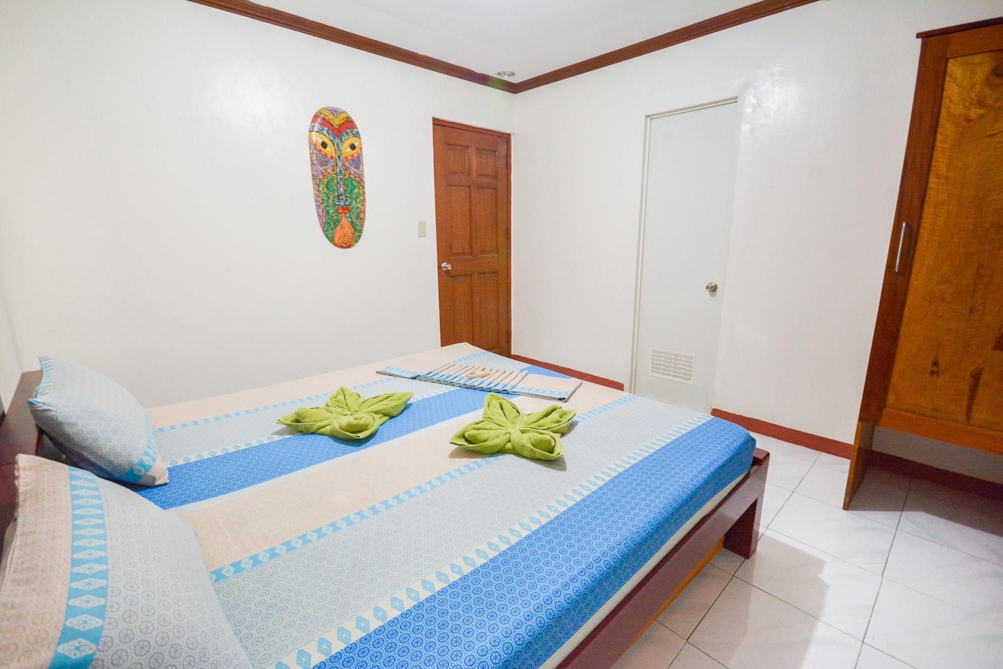 Reddoorz Plus @ Secret Garden Boracay Balabag  المظهر الخارجي الصورة