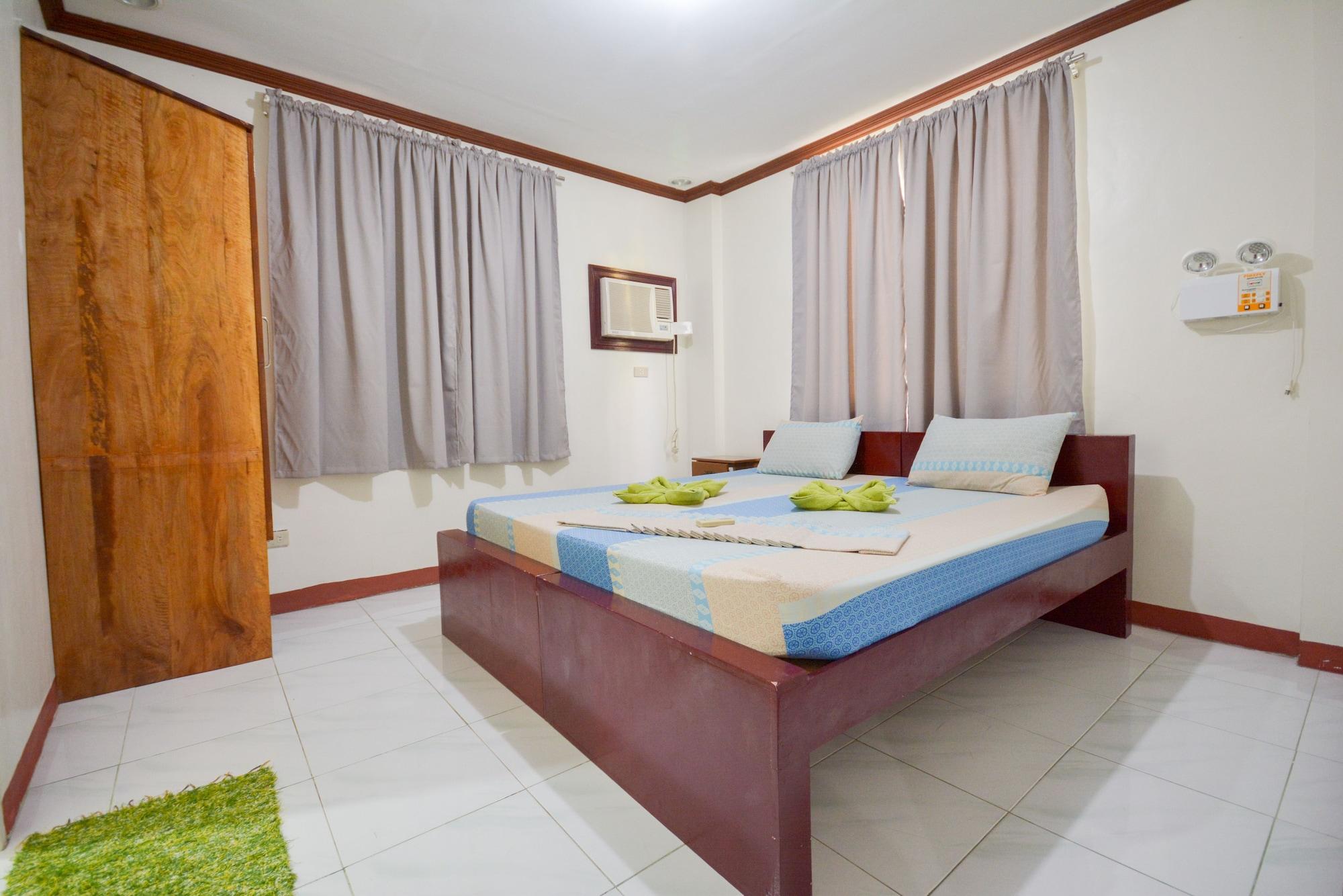 Reddoorz Plus @ Secret Garden Boracay Balabag  المظهر الخارجي الصورة