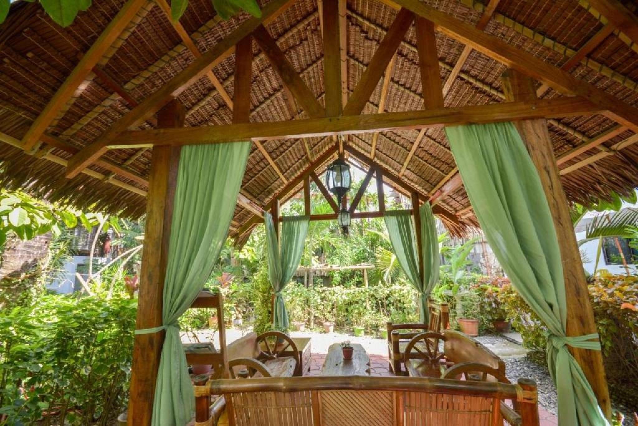 Reddoorz Plus @ Secret Garden Boracay Balabag  المظهر الخارجي الصورة